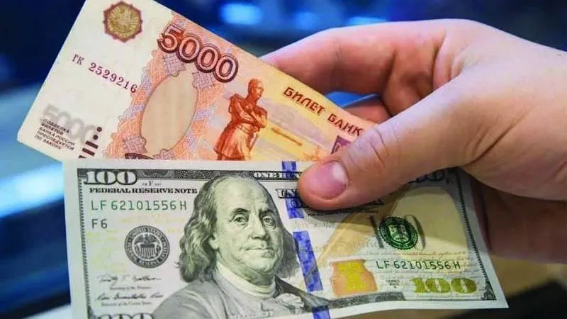بيسكوف: إن الأهتمام بسعر الدولار فى روسيا صار من الماضى